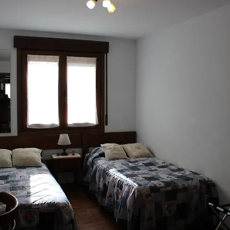 La Chimenea De Soria I Y I I منزل ريفي *