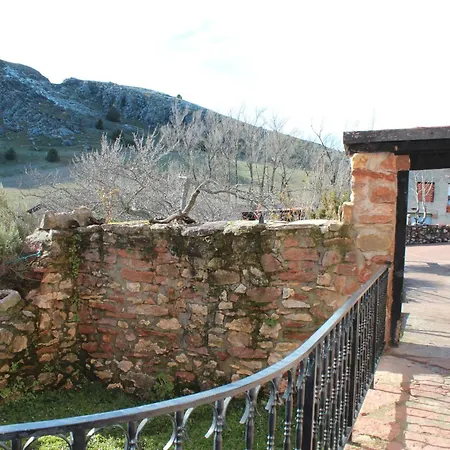 La Chimenea De Soria I Y I I منزل ريفي Espeja de San Marcelino