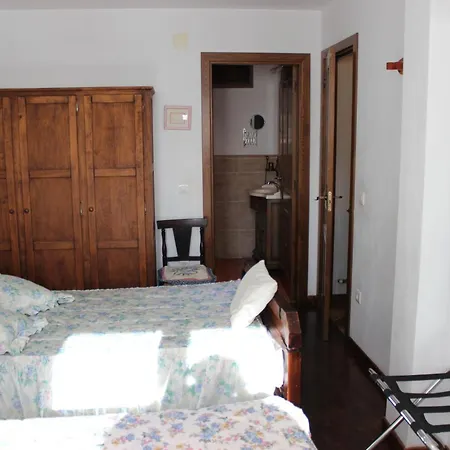 منزل ريفي La Chimenea De Soria I Y I I *