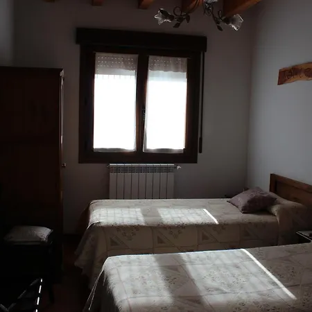 La Chimenea De Soria I Y I I Espeja de San Marcelino