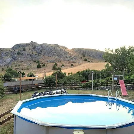 La Chimenea De Soria I Y I I Kır Evi