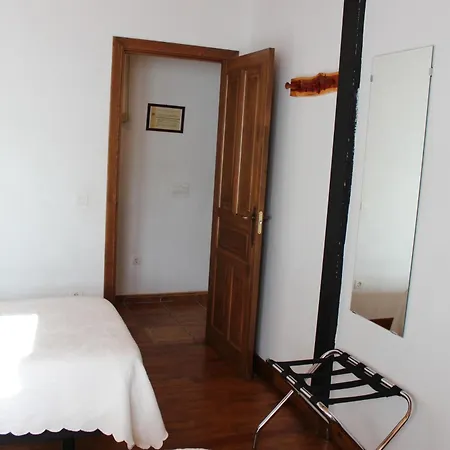 La Chimenea De Soria I Y I I Kır Evi
