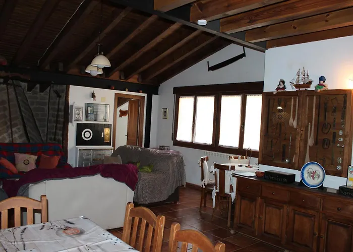 컨트리하우스 La Chimenea De Soria I Y I I *